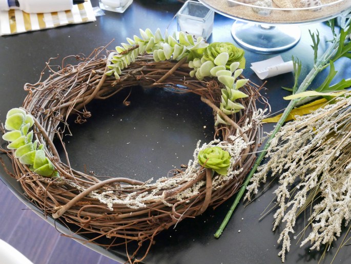 Julia's Wreath - Beginning