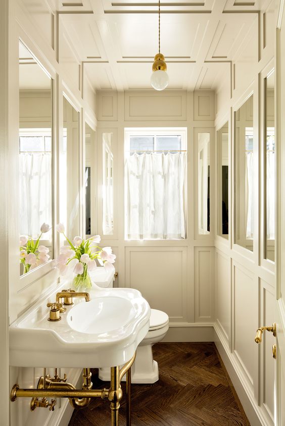 Small Bathrooms That Pack a Punch {Details Blog}