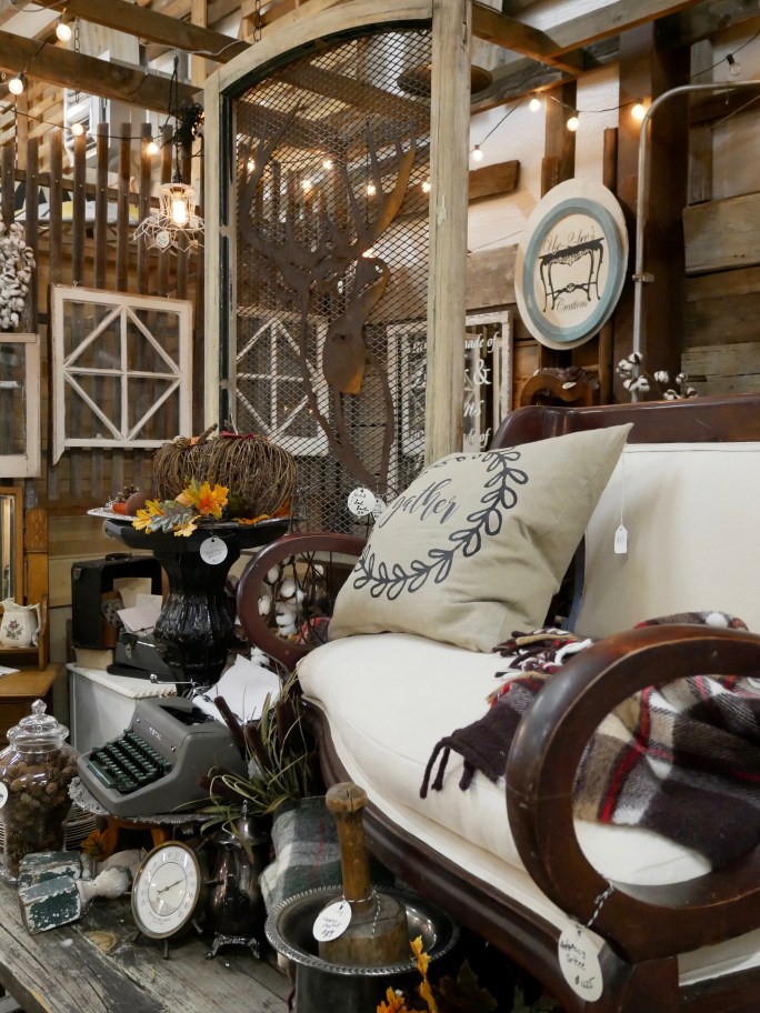 Highland Yard Vintage: The Inspired Home - Fall Edition {Details Blog}