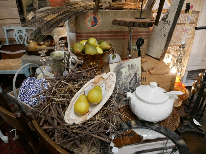 Highland Yard Vintage: The Inspired Home - Fall Edition {Details Blog}