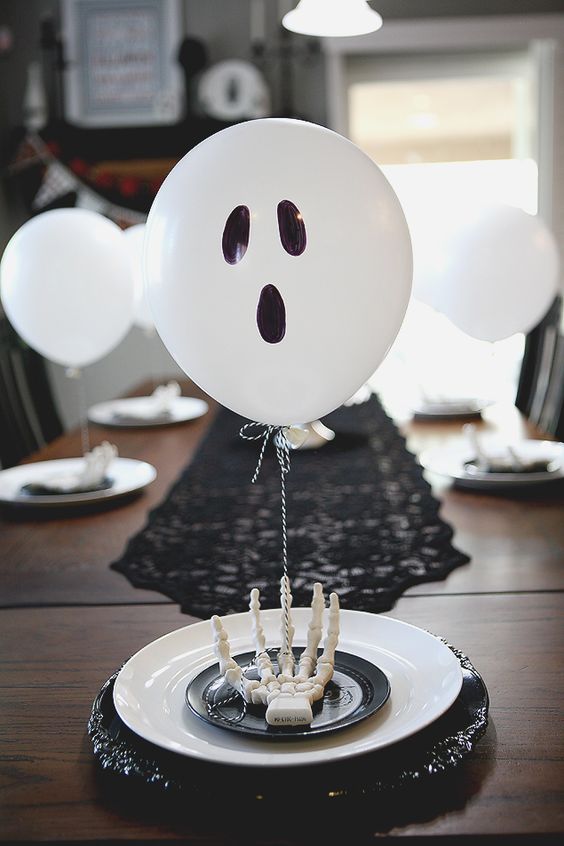 Halloween Table Inspirations {Details Blog}