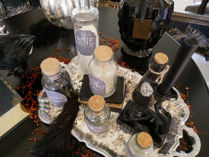 An Elegant Halloween Part 1 {Details Blog}