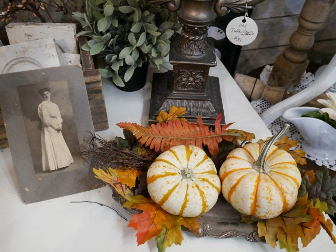 Highland Yard Vintage {Harvest Home} - Details Blog