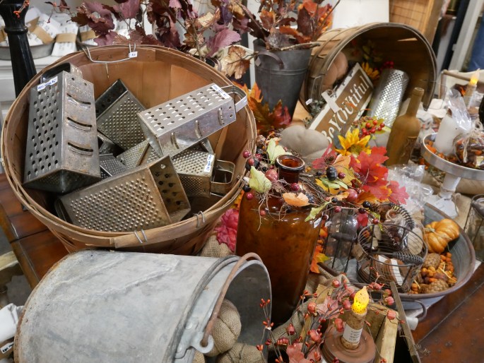 Highland Yard Vintage {Harvest Home} - Details Blog