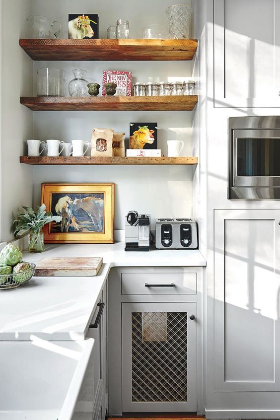 Cozy Clutter {Details Blog}