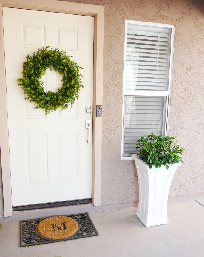 Pretty Little Front Door {Details Blog}