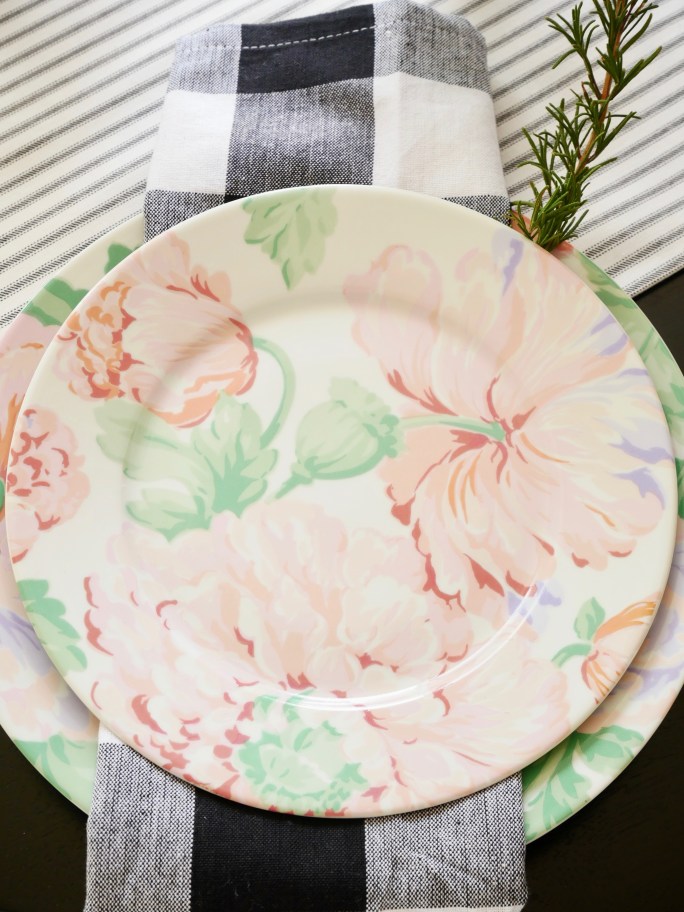 A Sentimental Spring Table Setting {Details Blog}