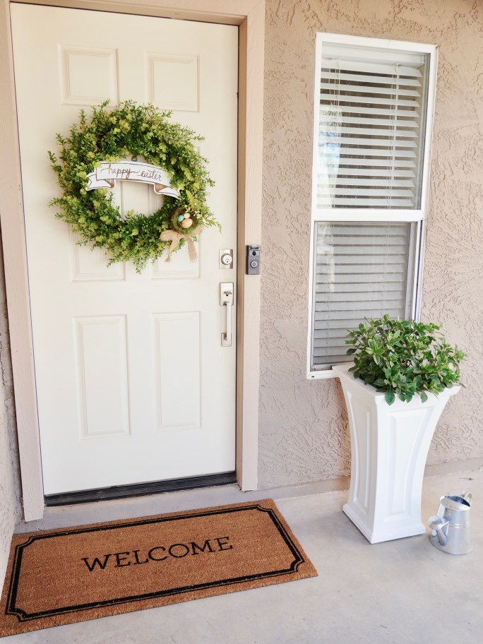 A Small Front Porch Update {Details Blog}