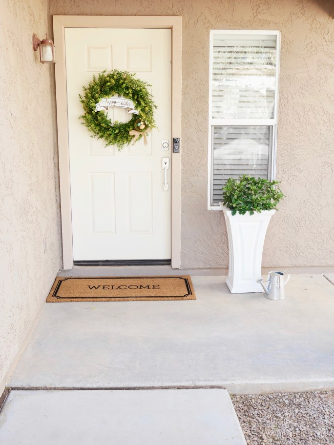 A Small Front Porch Update {Details Blog}