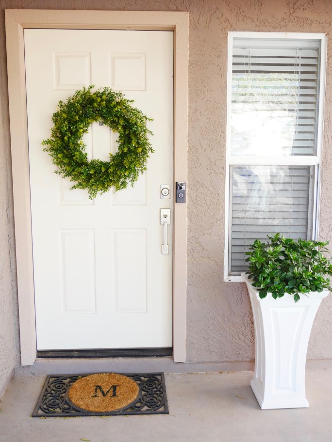 A Small Front Porch Update {Details Blog}