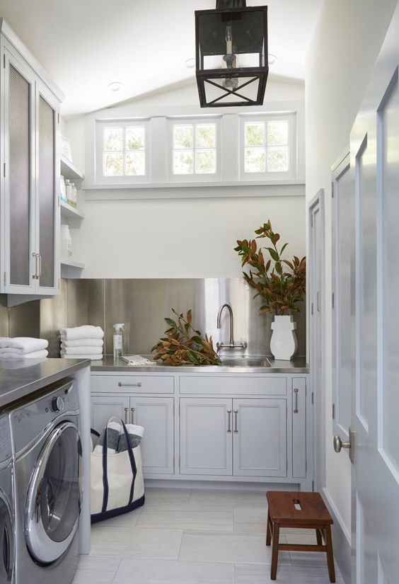 Gettin' Cozy with Laundry &amp; Mudrooms {Details Blog}