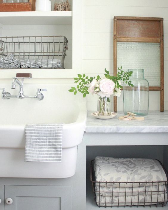Gettin' Cozy with Laundry & Mudrooms {Details Blog}