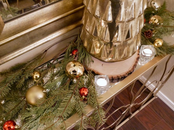 Happy New Year! + Our Christmas House {Details Blog}