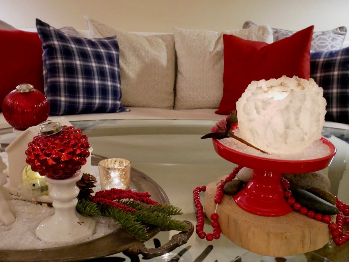 Happy New Year! + Our Christmas House {Details Blog}