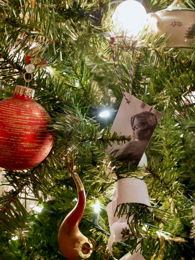 Happy New Year! + Our Christmas House {Details Blog}