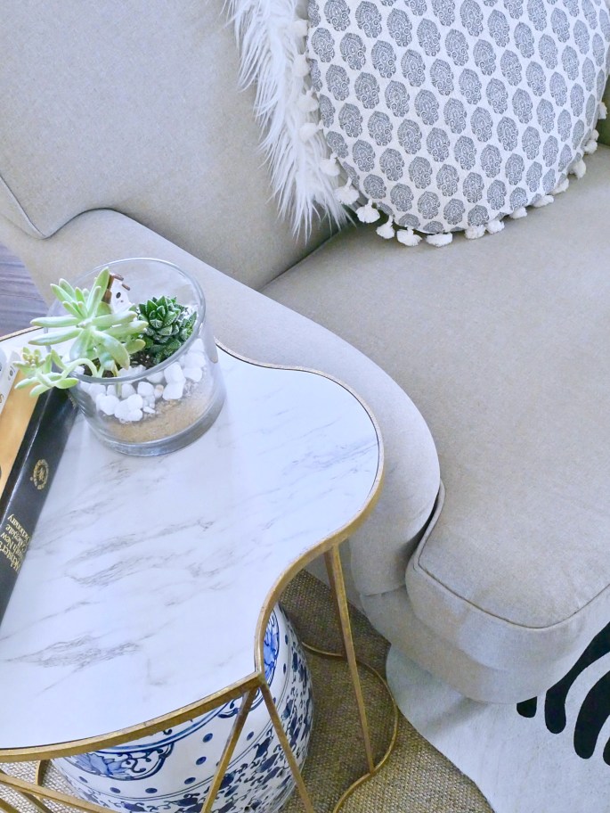 Room Refresh: Pillow Swap